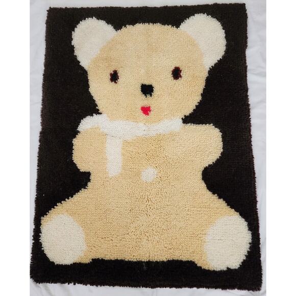 RUG/WALL HANGING-Latch Hook-Teddy Bear-Black Tan-34"X26" - Picture 1 of 9